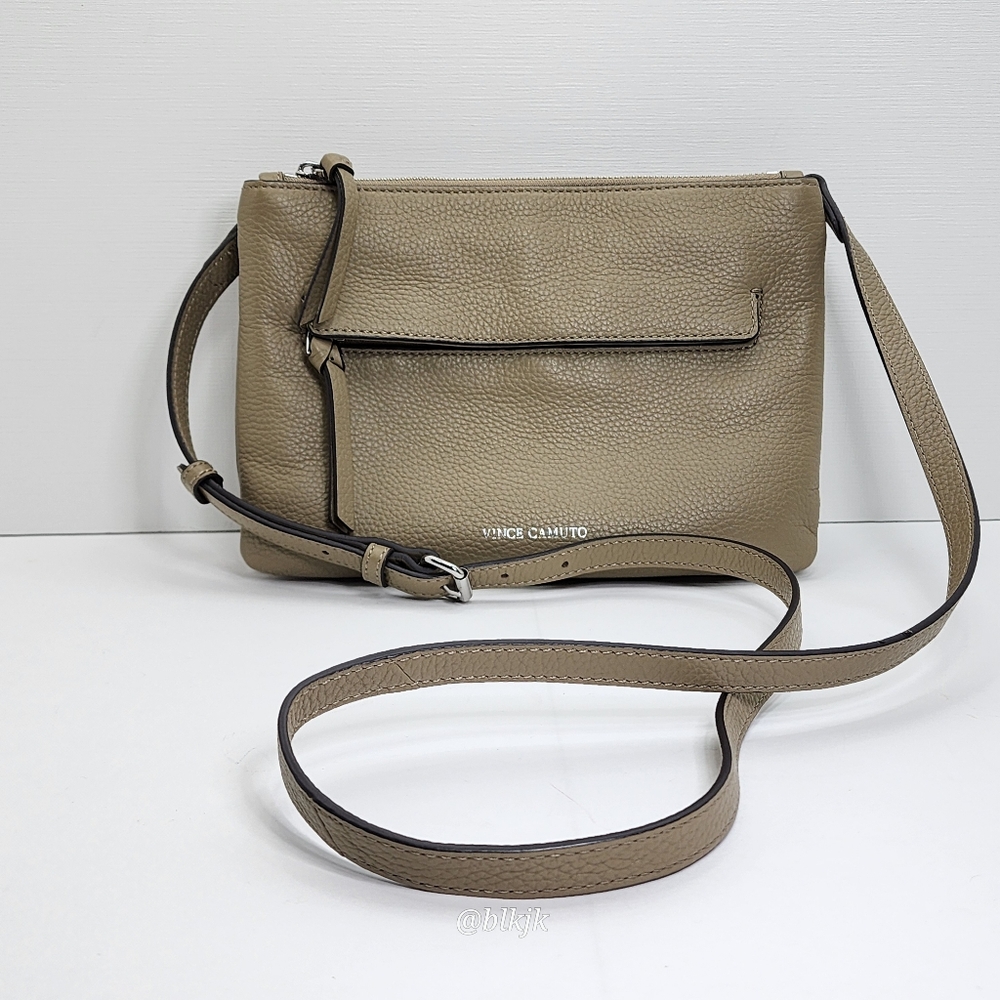 Vince Camuto Pebbled Leather Shoulder Bag *Tan* EUC